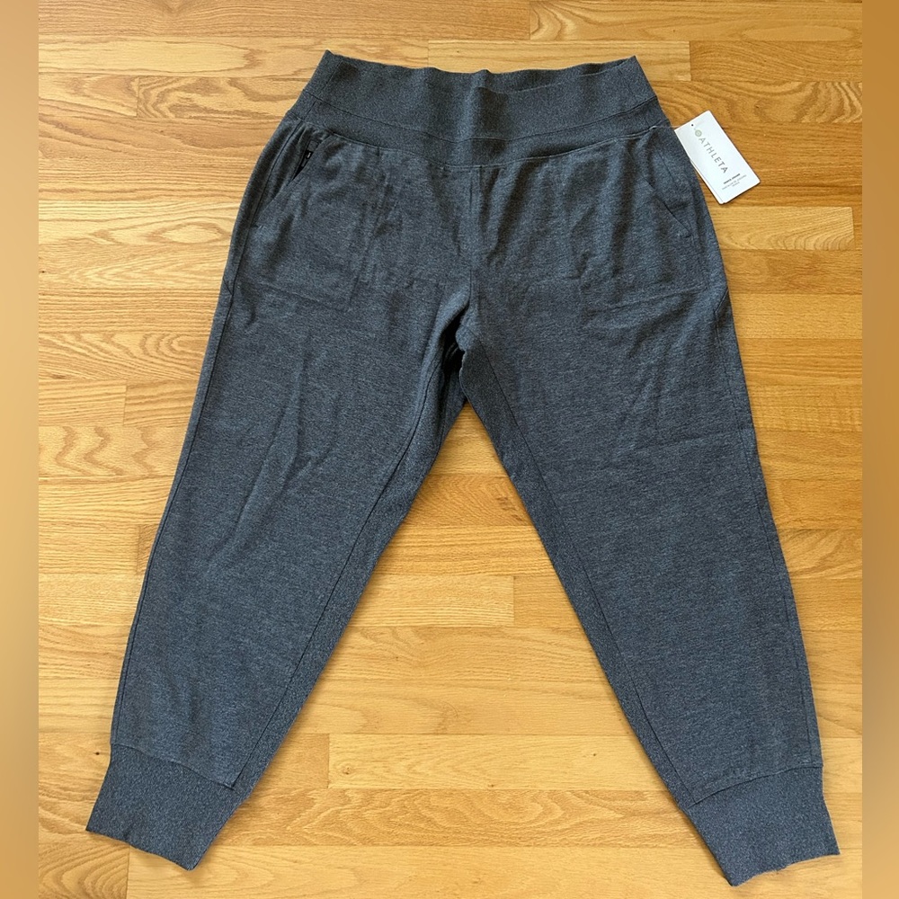 Athleta Gray Women’s Joggers Size XL